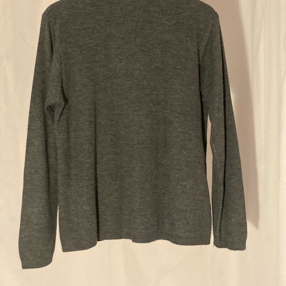 Kathi lee medium sweater gray sweater over built in top - Picture 7 of 11